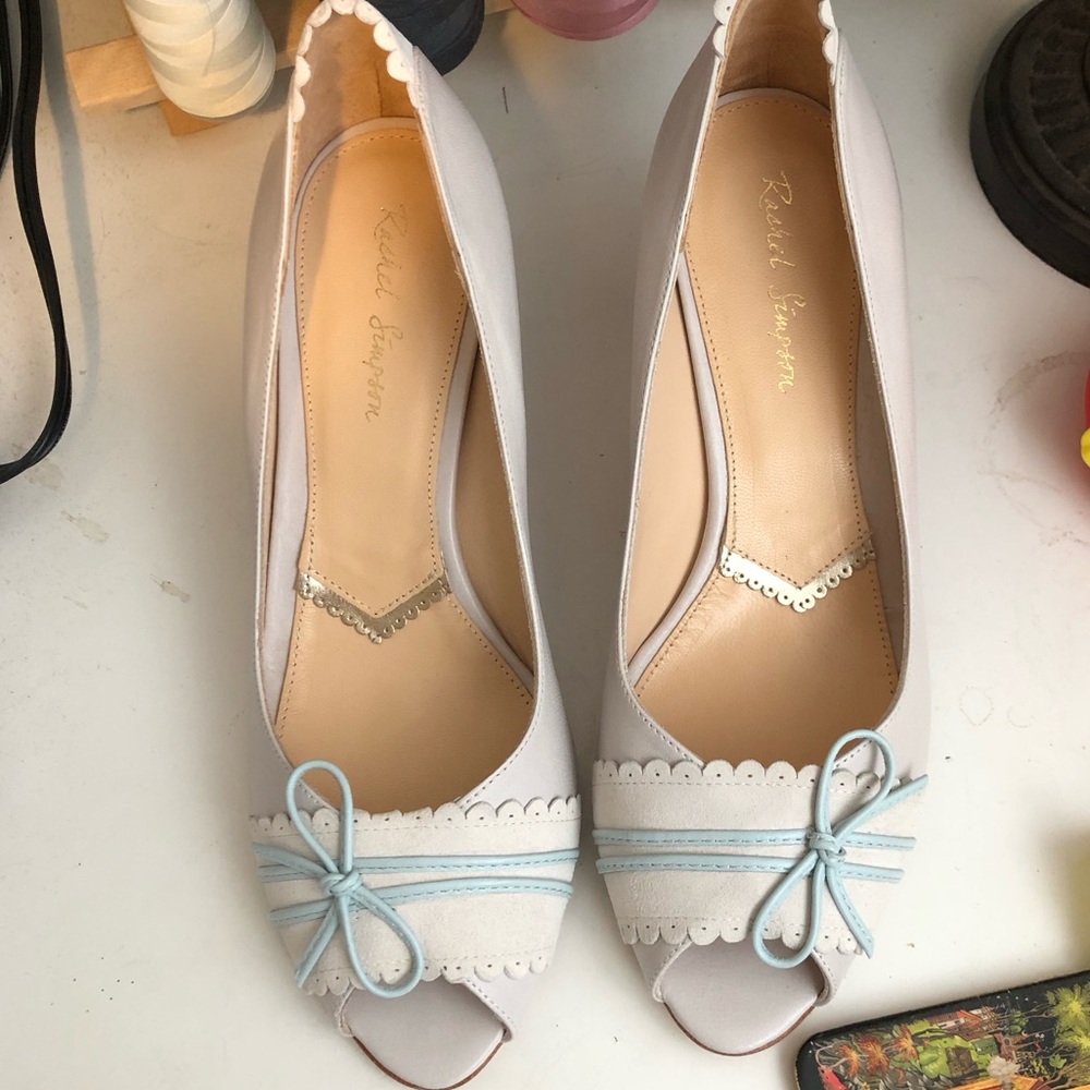 Rachel Simpson Martha Heels